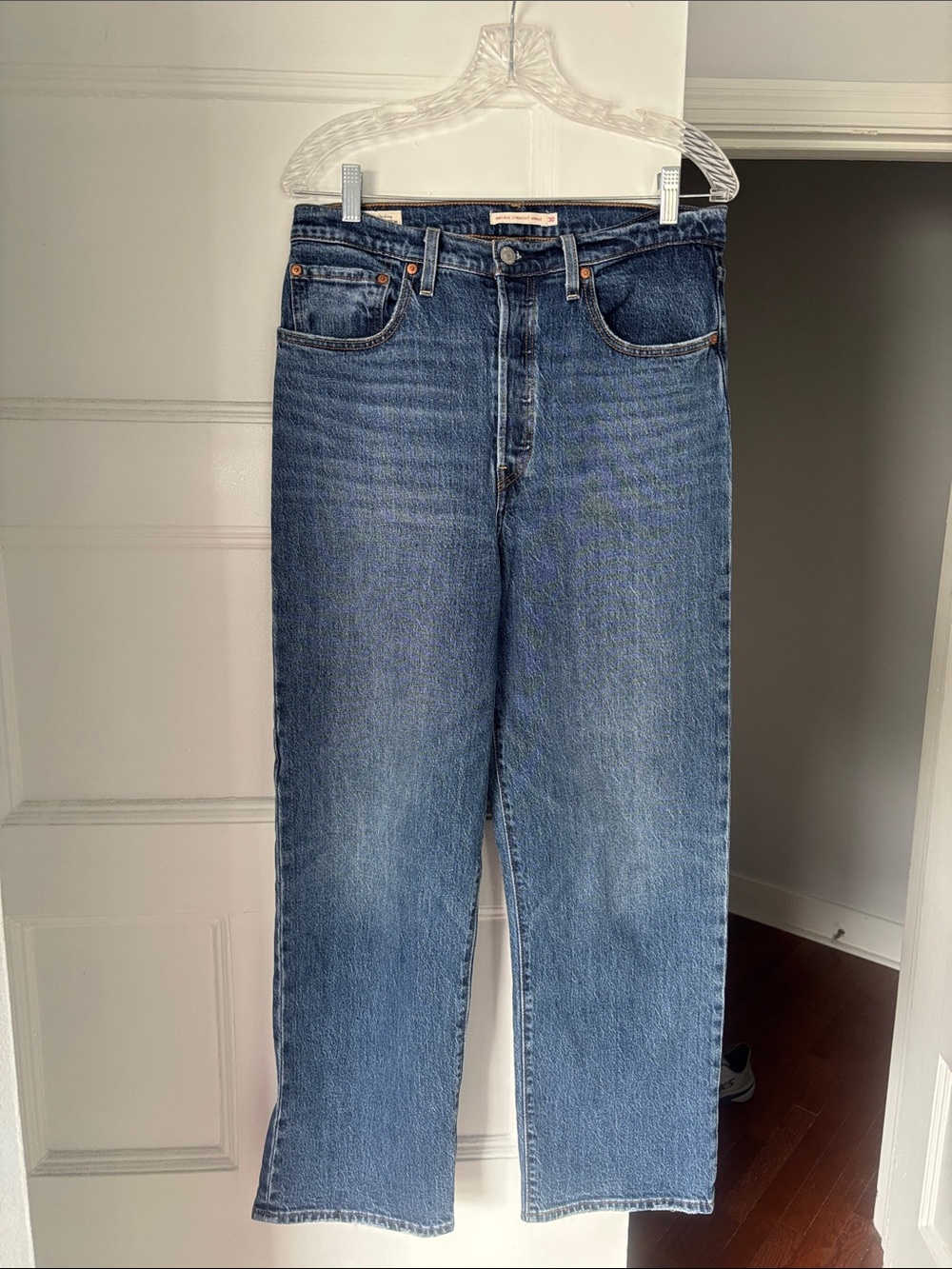 Levi’s Ribcage Straight Ankle Jeans